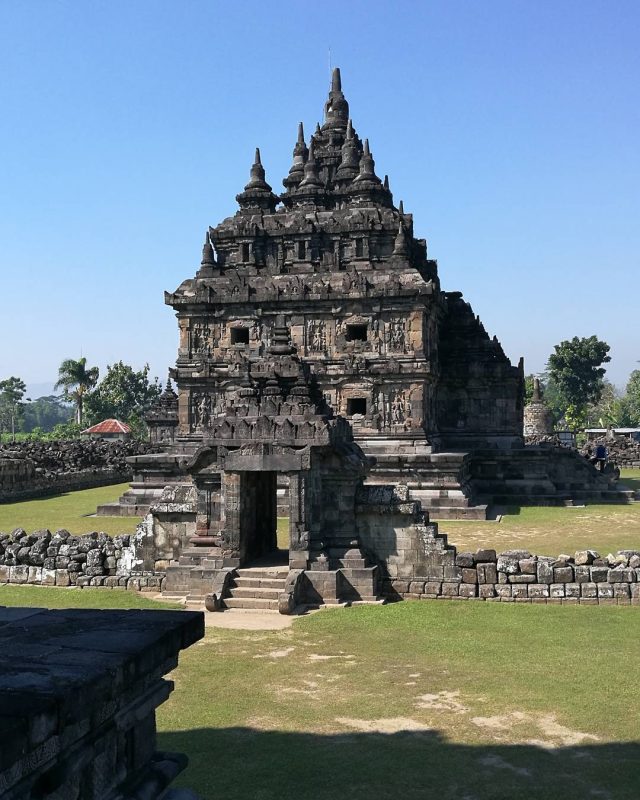 outbound di candi plaosan