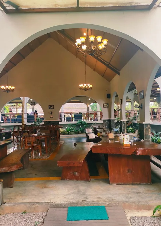 resto lavana kaliurang sejuk
