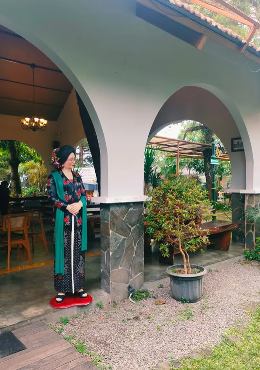 resto-lavana-raminten