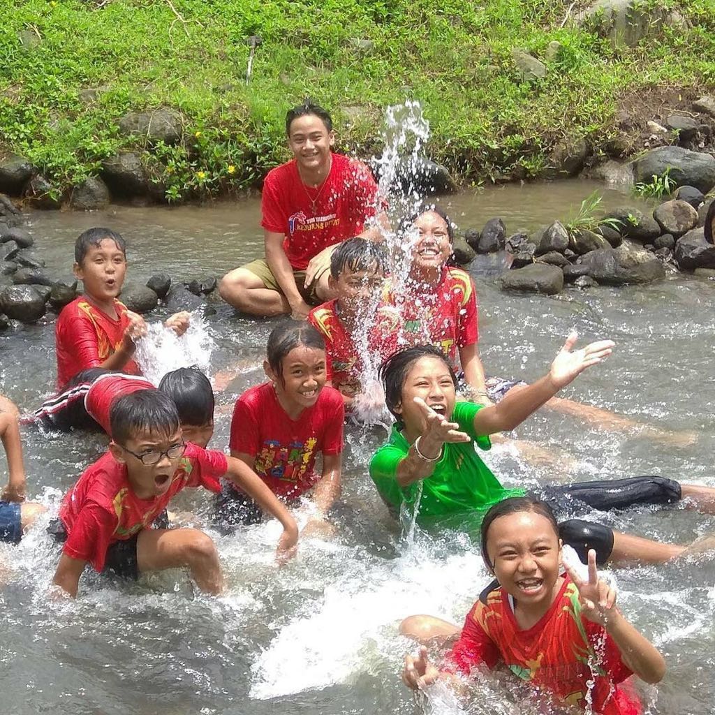 sungai di ledok sambi