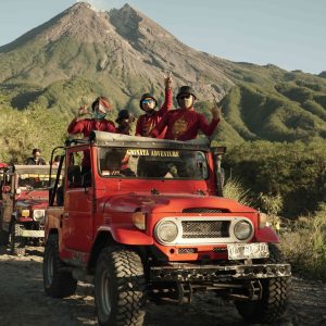 paket outbound jogja lava tour