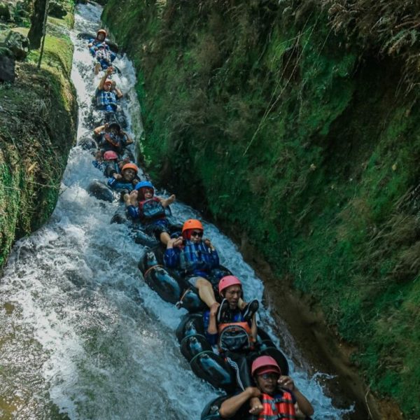tubing jogja