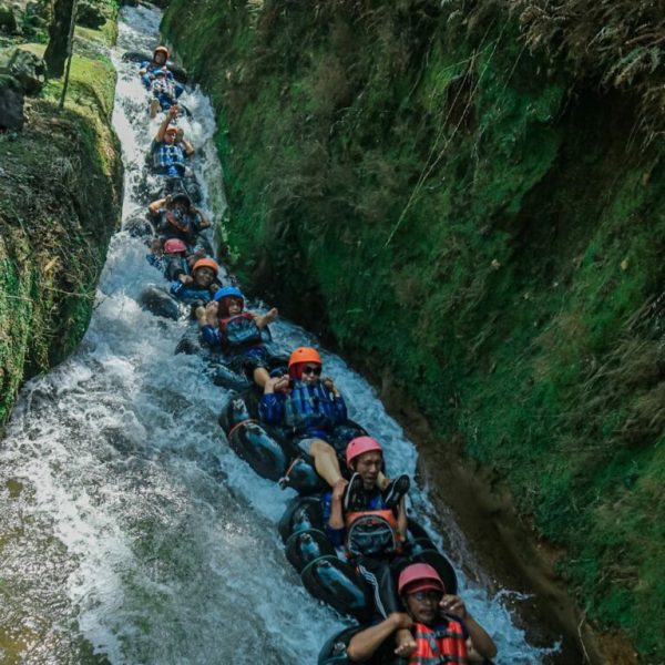 tubing jogja